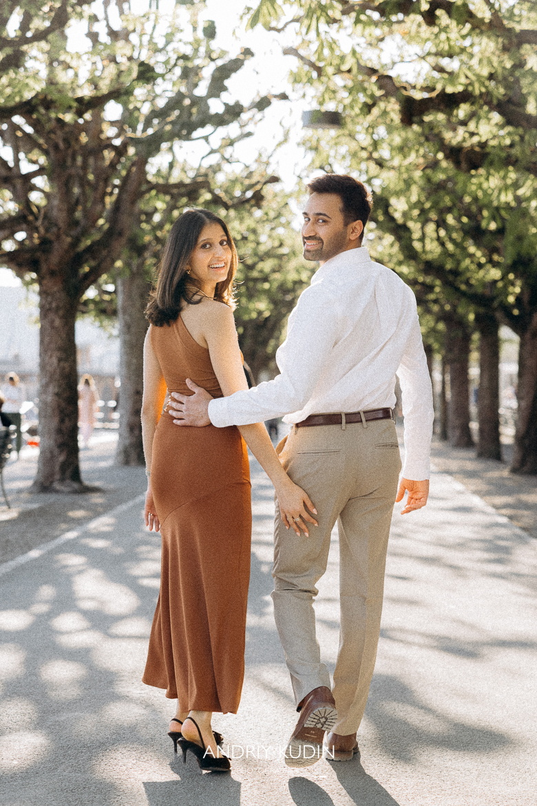 Marriage proposal in Lucerne. Wedding proposal by Lake Lucerne. 