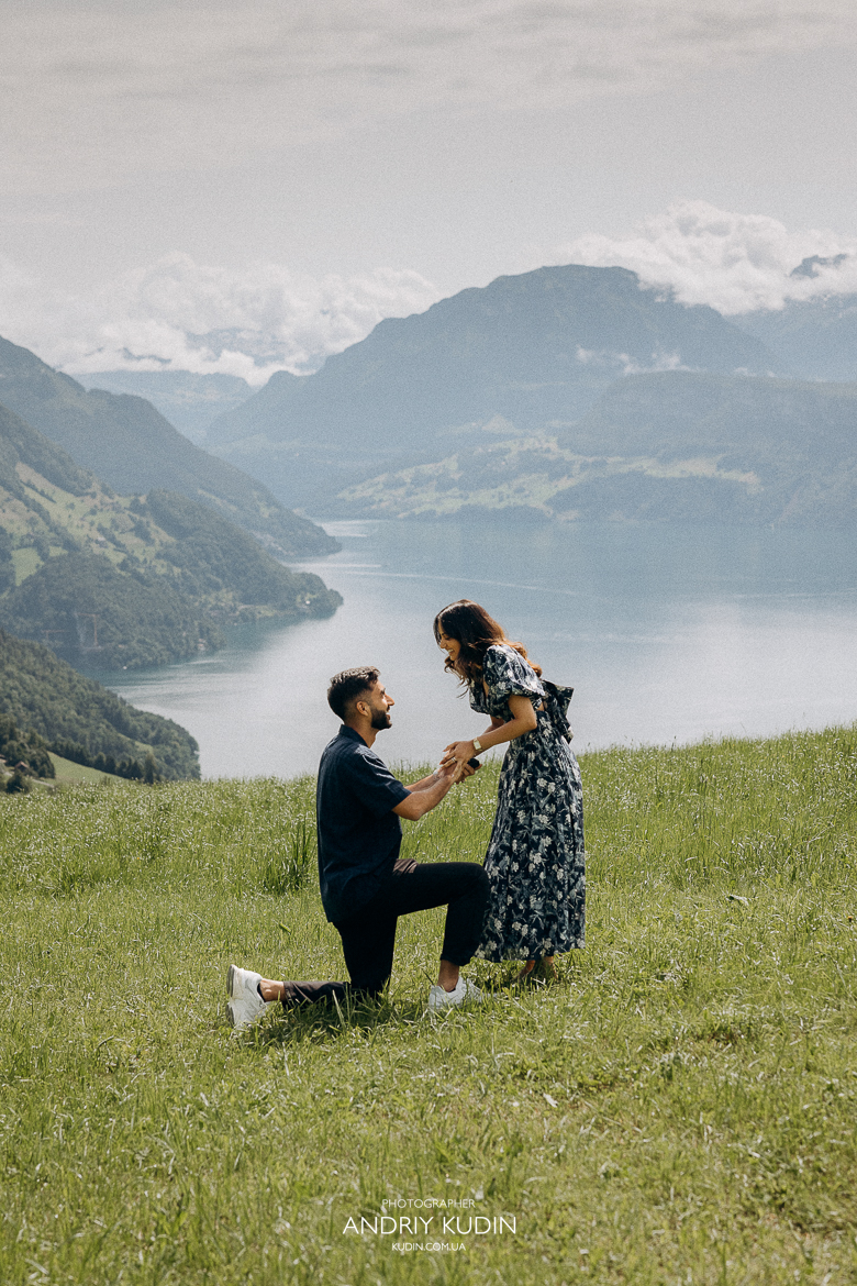 Marriage proposal at the Villa Honegg, Luzern lake. incredible locations in Switzerland for a hand proposal, wedding proposal