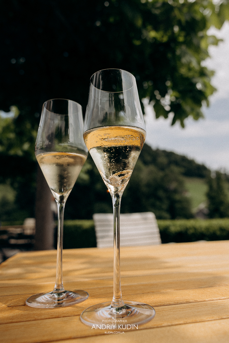 Marriage proposal at the Villa Honegg, Luzern lake. incredible locations in Switzerland for a Marriage proposal. Marriage proposal in Luzern