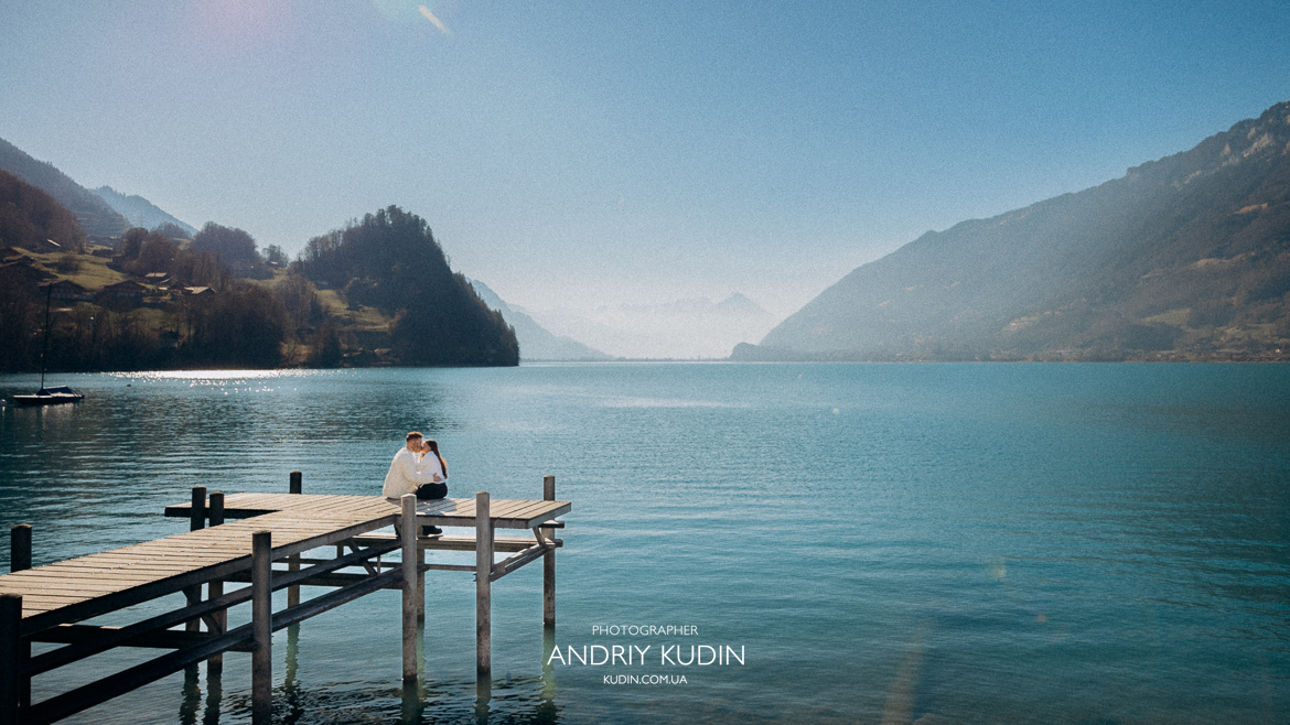 Surprise Marriage proposal in Iseltwald, Iseltwald proposal photography services, Iseltwald Switzerland engagement photoshoot, best marriage proposal spots in marriage proposal in Interlaken, romantic proposal in Interlaken