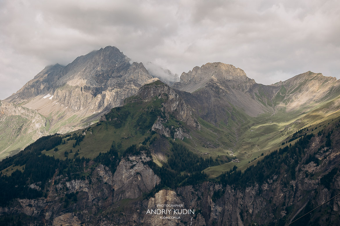 Romantic-proposal-at-Lake-Oeschinen-with-Swiss-Alps-backdrop  