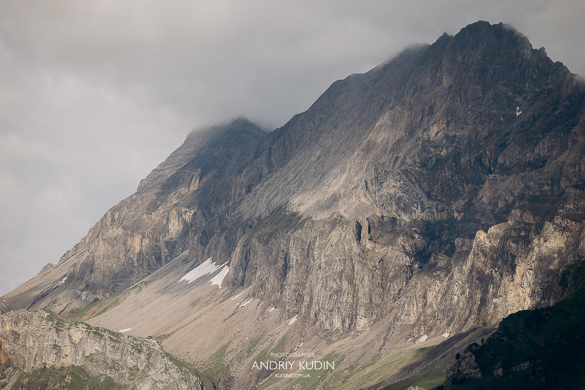 Scenic-Lake-Oeschinen-landscape-in-Switzerland-for-engagements