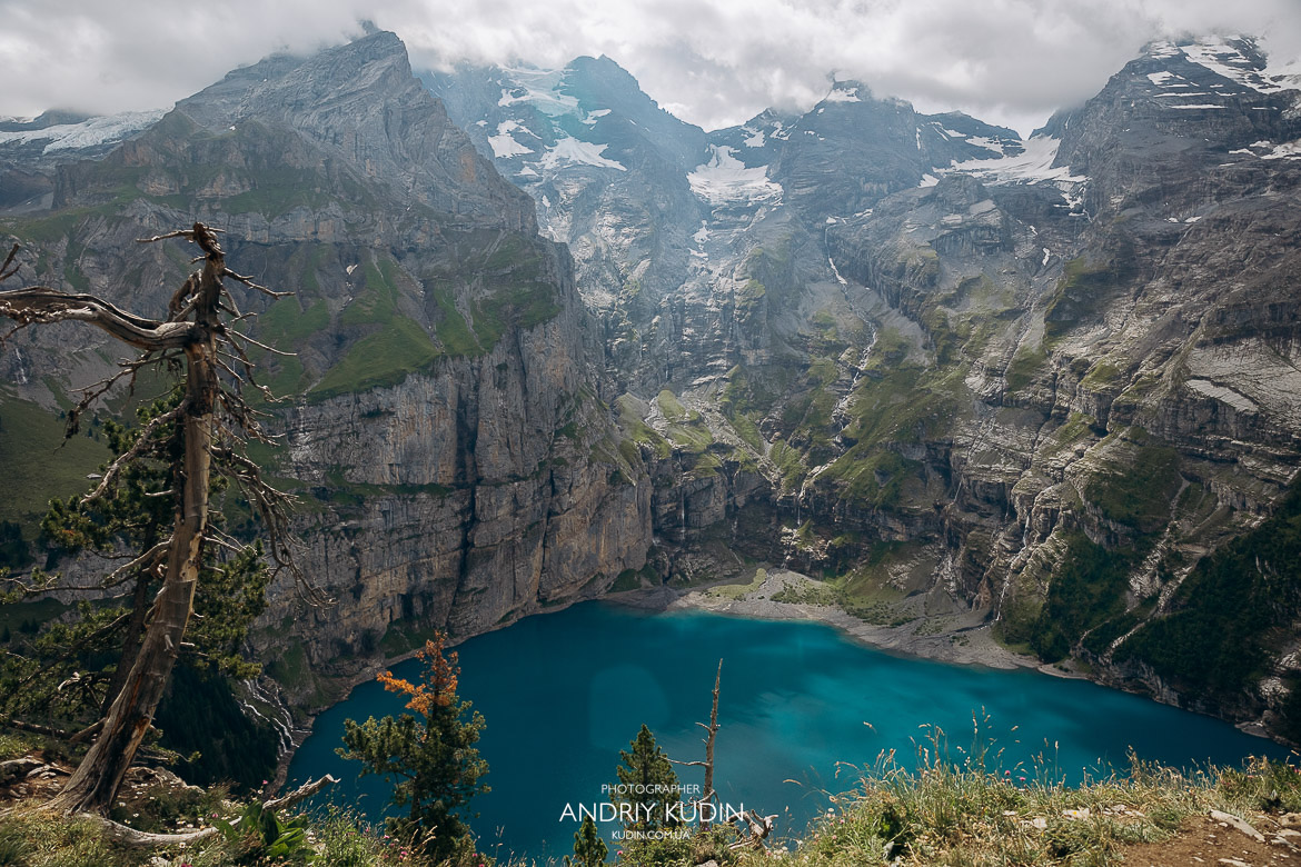Romantic-proposal-at-Lake-Oeschinen-with-Swiss-Alps-backdrop  