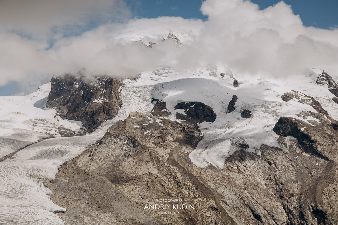 Proposal engagement near the Matterhorn, Zermatt. Switzerland.