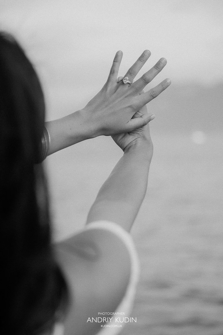 Romantic proposal by Lake Zurich with mountains in the background, Couple engagement photoshoot in Zurich, Switzerland, Zurich proposal photographer capturing emotional “Yes” moment, Man proposing on the lakeside in Zurich with Alps view, Sara and Thomas engagement photos by Lake Zurich, Romantic couple portraits during proposal in Switzerland, Surprise proposal at Lake Zurich with mountain backdrop, Engagement photography in Zurich, Switzerland by the lake, Proposal moment captured in Zurich with Swiss Alps scenery, Couple celebrating engagement by Lake Zurich during photoshoot
