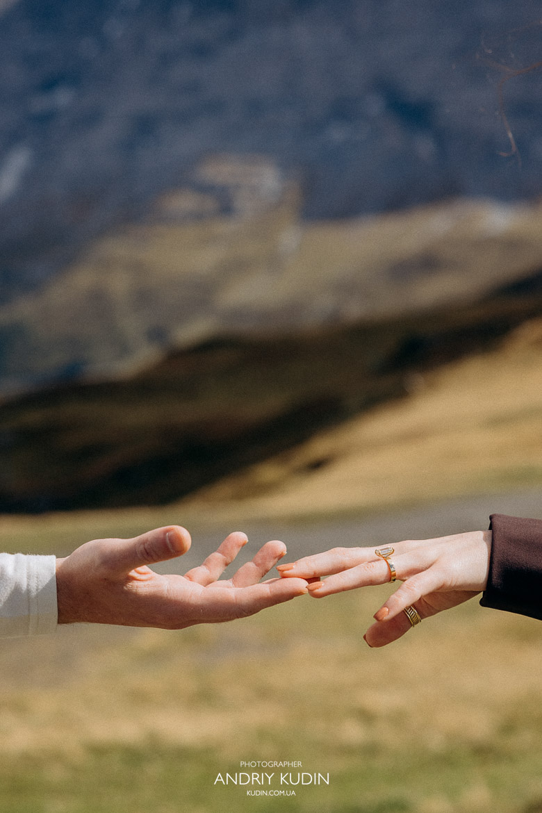 Proposal ring exchange in Switzerland Alps