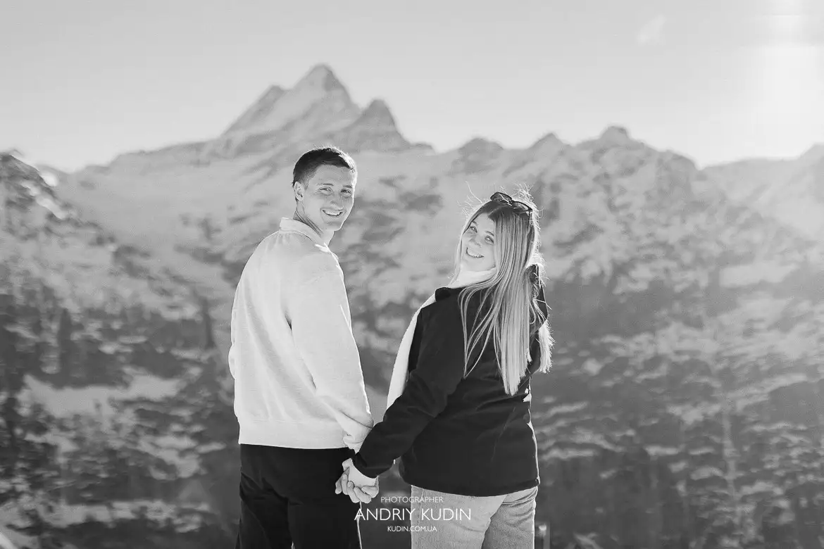 Emotional reaction of Simone during a surprise proposal at Grindelwald First.