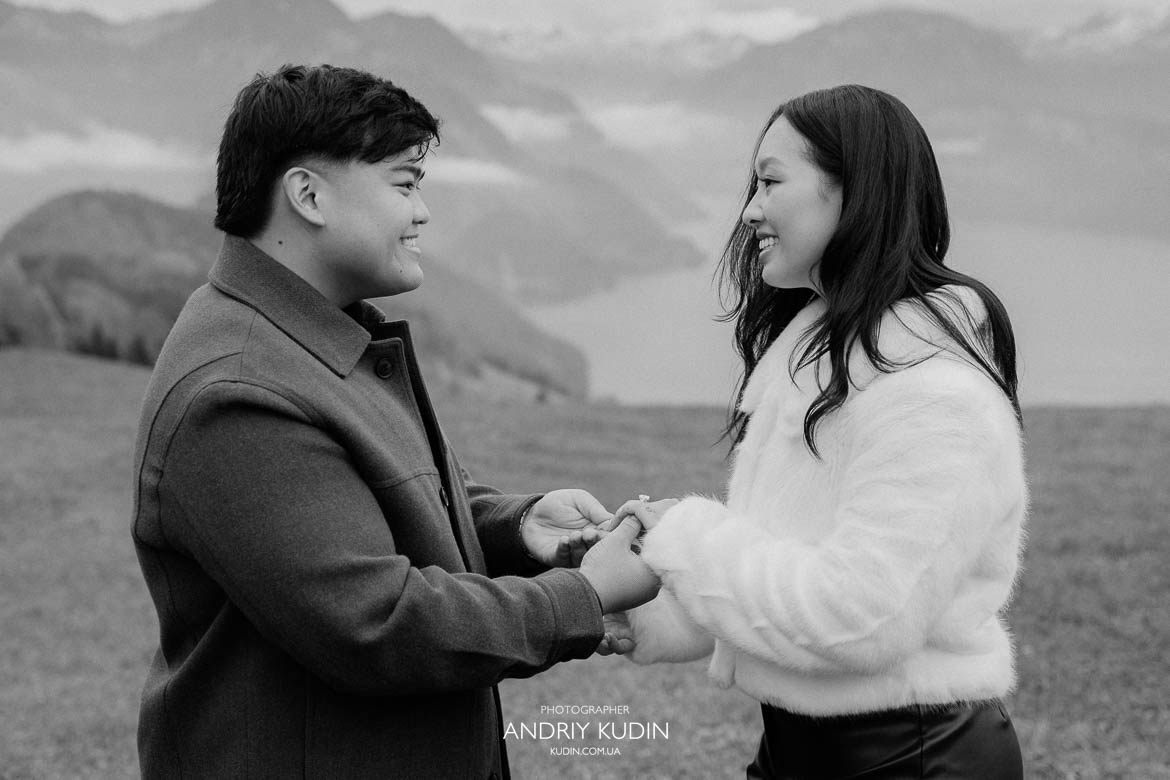 Romantic engagement photography at Lake Lucerne