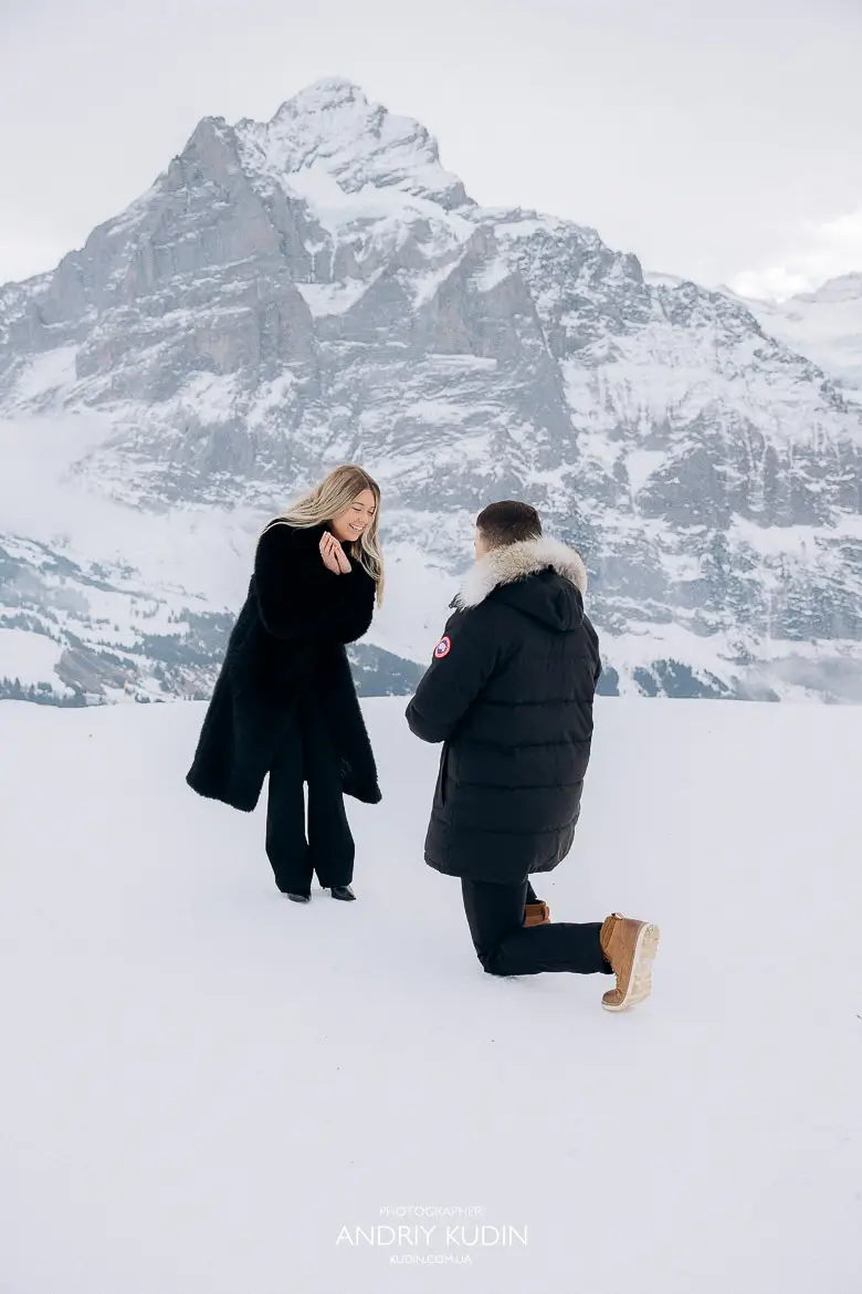 Surprise proposal in Switzerland at Grindelwald First viewpoint