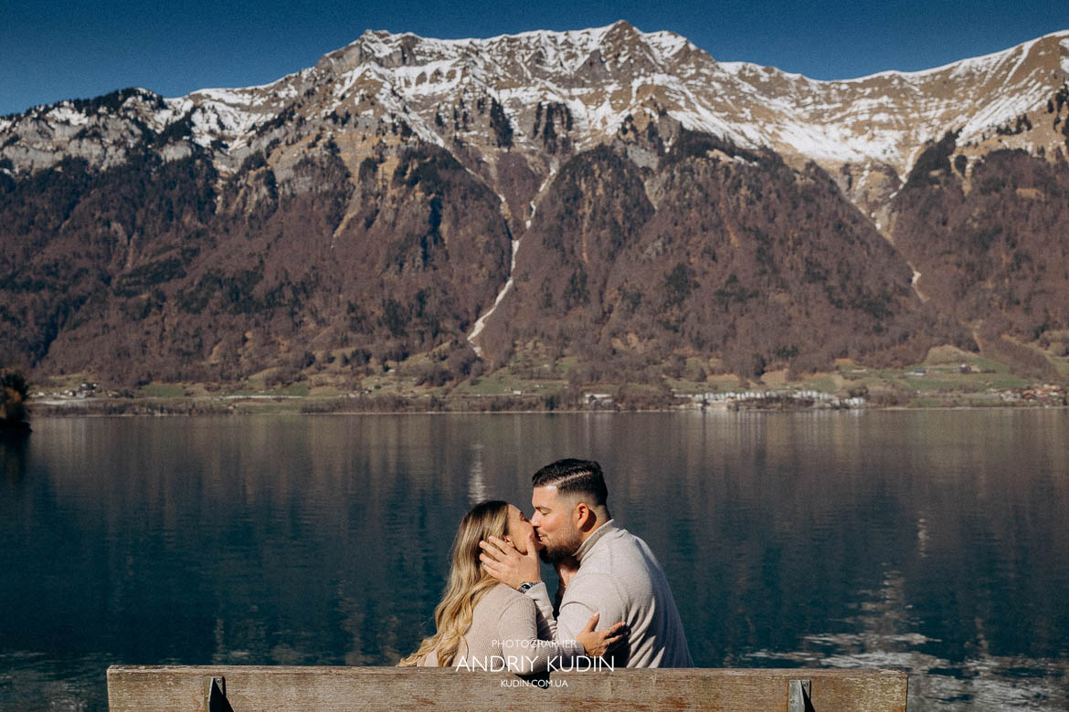 Soft romantic kiss on Pier Crash Landing on You, Iseltwald engagement photoshoot, 사랑의 불시착 스위스 촬영지