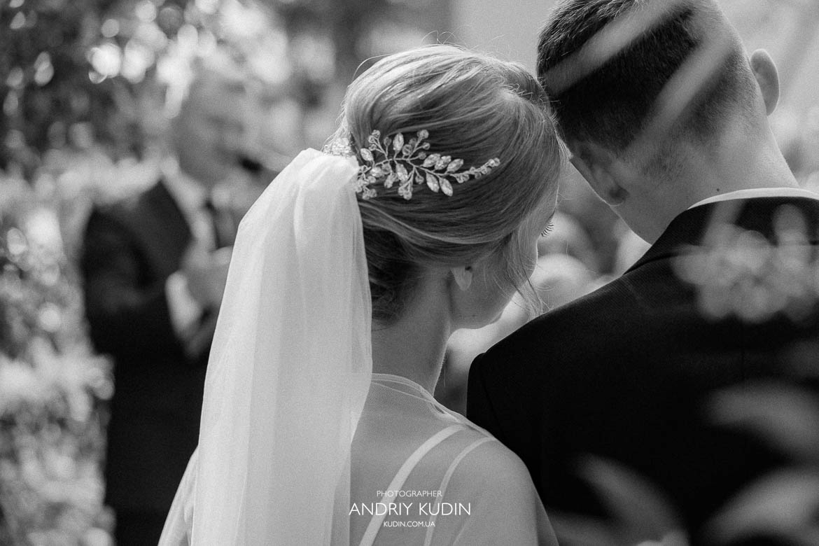 Trauung Privat Zürich, Lächeln Gäste, Hochzeitsfotograf St. Gallen.