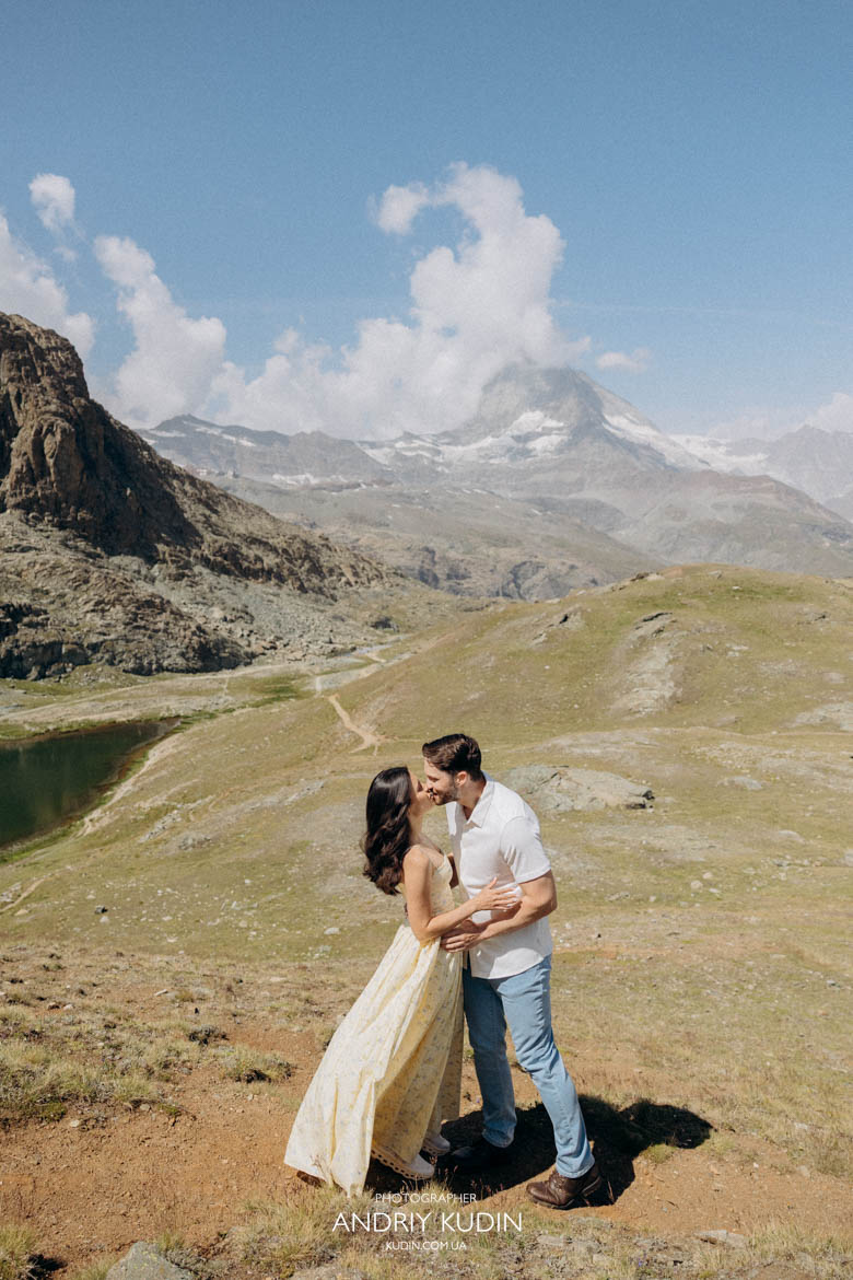 Proposal photography with Matterhorn view in the Swiss Alps. Proposal photography with Matterhorn view in the Swiss Alps.