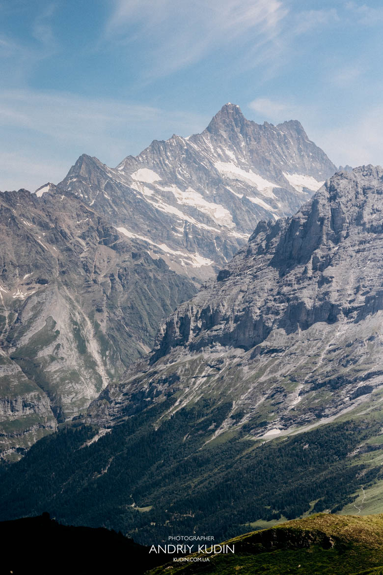 Switzerland proposal spots at Männlichen surrounded by Swiss Alps. Swiss Alps proposal with mountain peaks above Lauterbrunnen.