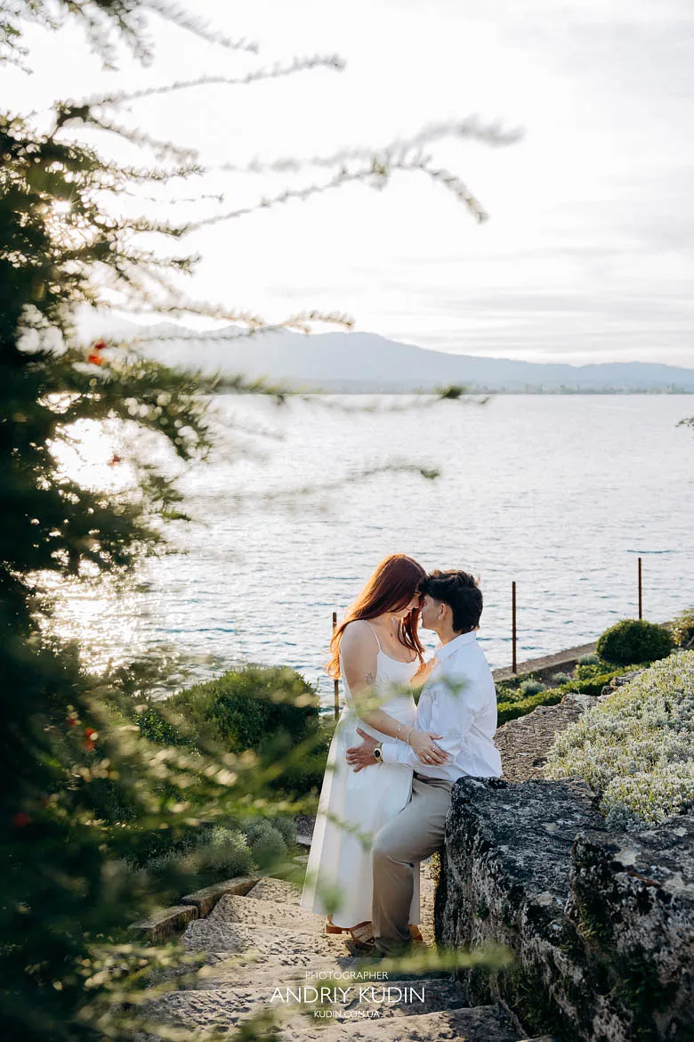 Interlaken proposal at Lake Thun with switzerland engagement photographer.