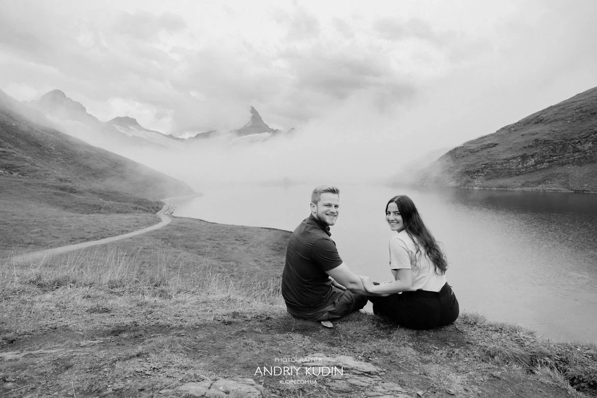 Couple portrait session at Bachalpsee Lake Grindelwald
