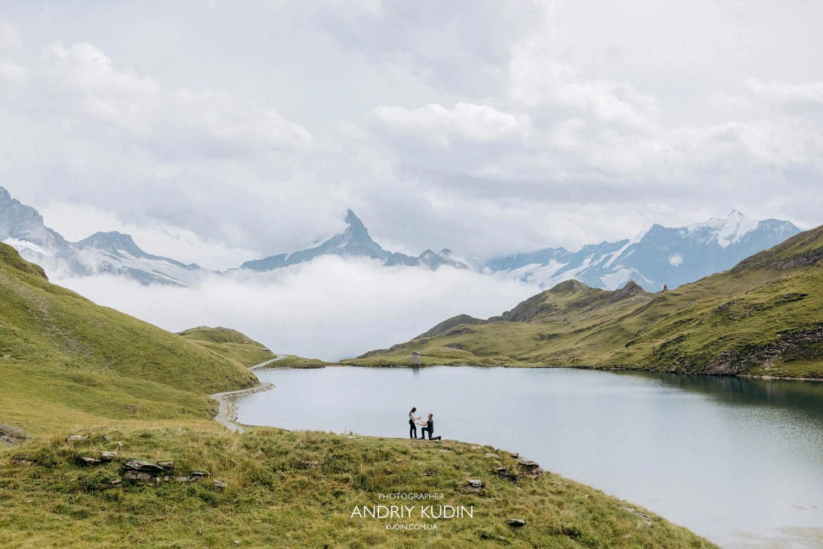 Surprise proposal at Bachalpsee Lake. switzerland proposal photographer